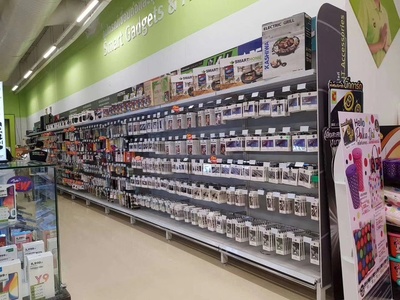 泰国商超数码区新趋势 E&P品牌手机及配件包装设计解析